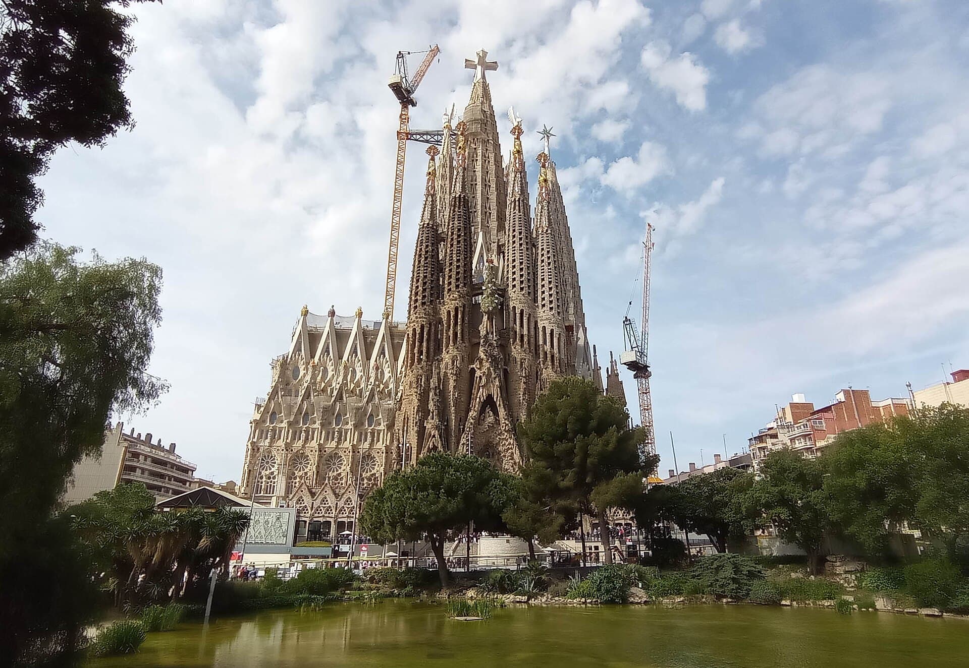Basilica and Expiatory Church of the Holy Family, Spain
